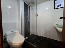 Eastvale (D18), Condominium #447152511